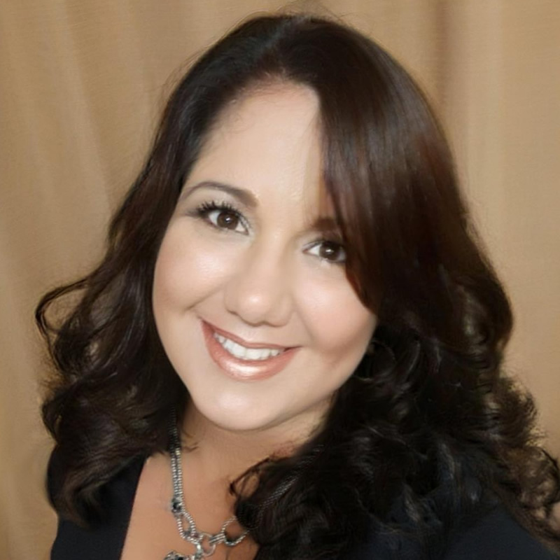 Cintia Aguilera - Analista de Marketing Digital